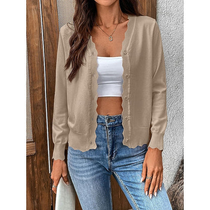 Chic Knit Cardigan with V-Neckline and Scalloped Trim