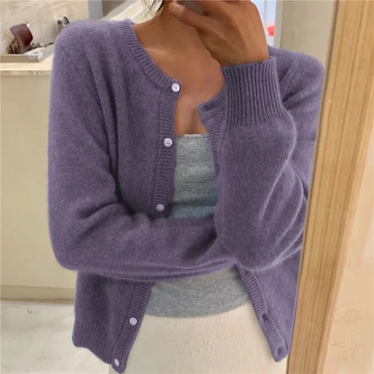 Cosy Cropped Knit Cardigan with Round Neckline