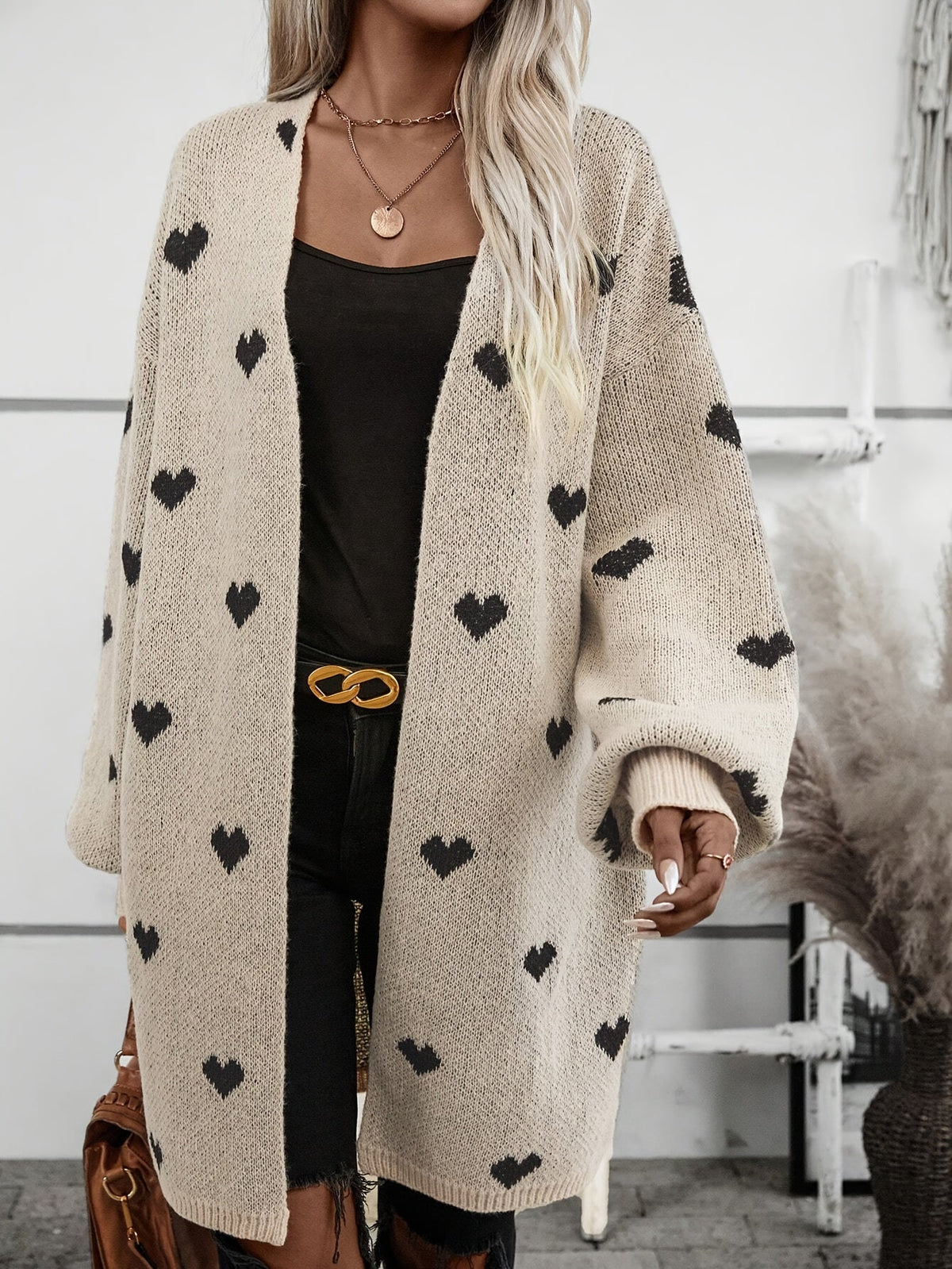 Cosy Oversized Knit Cardigan with Heart Print and Open Front