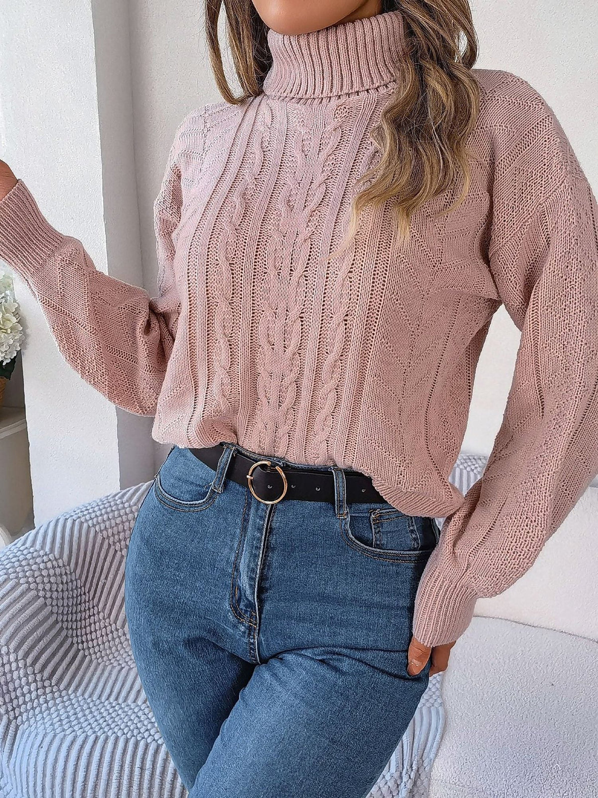 Rich Cable Knit Turtleneck Sweater in Burgundy