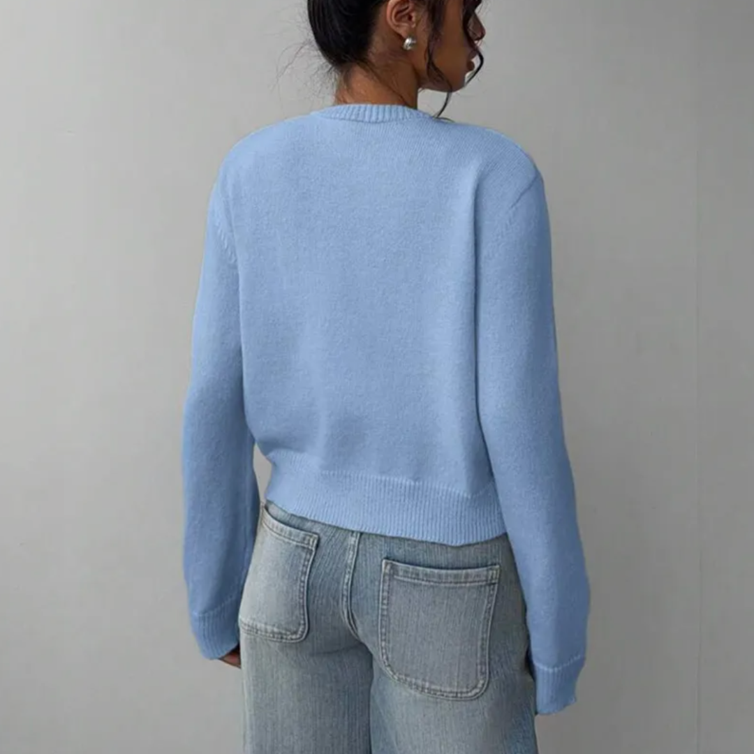 Soft Cropped Knit Cardigan with Round Neck and Ribbed Hem